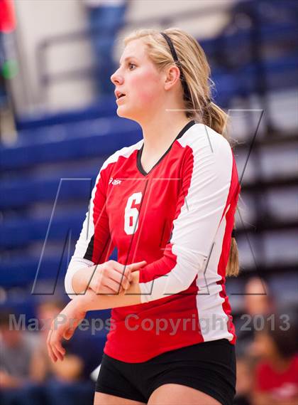 Thumbnail 2 in Columbine @ Regis Jesuit (Titan Classic) photogallery.