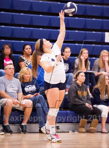 Thumbnail 3 in Columbine @ Regis Jesuit (Titan Classic) photogallery.