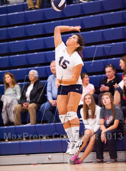 Thumbnail 2 in Columbine @ Regis Jesuit (Titan Classic) photogallery.
