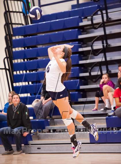 Thumbnail 2 in Columbine @ Regis Jesuit (Titan Classic) photogallery.