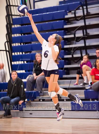 Thumbnail 1 in Columbine @ Regis Jesuit (Titan Classic) photogallery.
