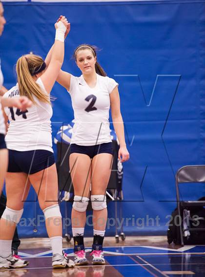 Thumbnail 2 in Columbine @ Regis Jesuit (Titan Classic) photogallery.