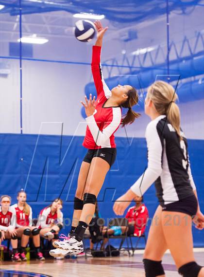 Thumbnail 1 in Columbine @ Regis Jesuit (Titan Classic) photogallery.