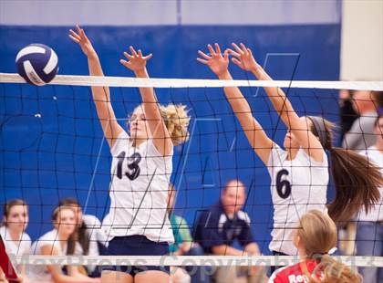Thumbnail 2 in Columbine @ Regis Jesuit (Titan Classic) photogallery.