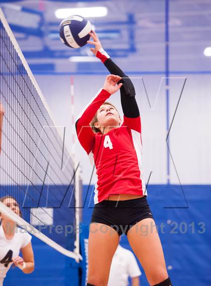 Thumbnail 1 in Columbine @ Regis Jesuit (Titan Classic) photogallery.