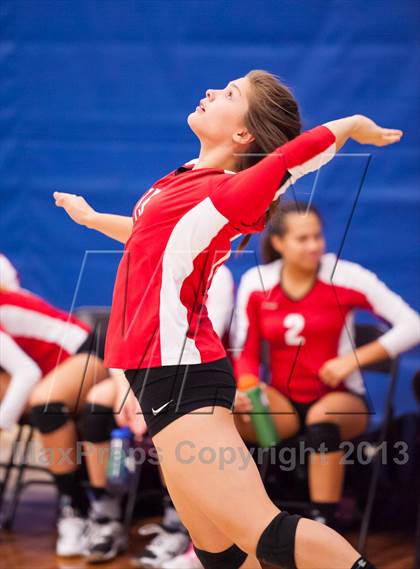 Thumbnail 1 in Columbine @ Regis Jesuit (Titan Classic) photogallery.