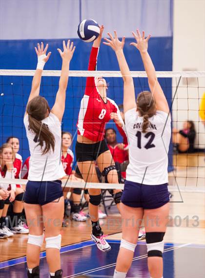Thumbnail 1 in Columbine @ Regis Jesuit (Titan Classic) photogallery.