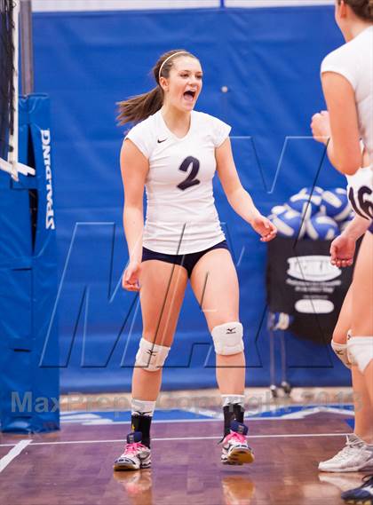 Thumbnail 3 in Columbine @ Regis Jesuit (Titan Classic) photogallery.