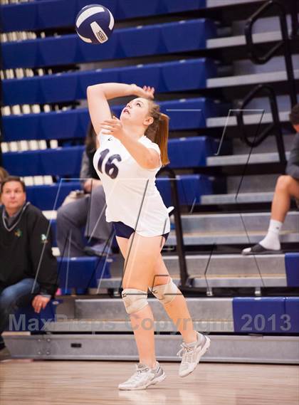 Thumbnail 3 in Columbine @ Regis Jesuit (Titan Classic) photogallery.