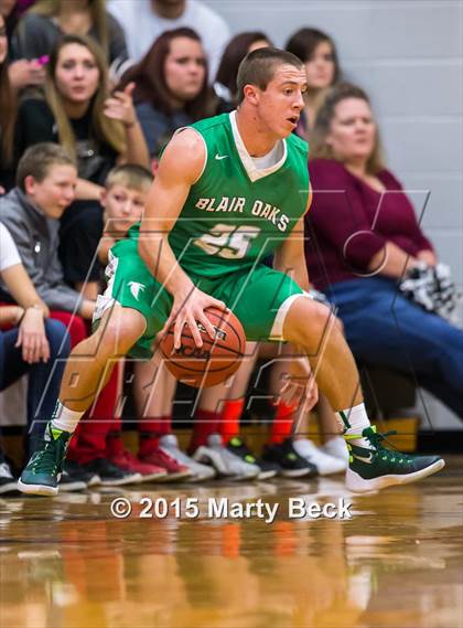 Thumbnail 3 in Blair Oaks vs Eugene (Eugene Tournament) photogallery.