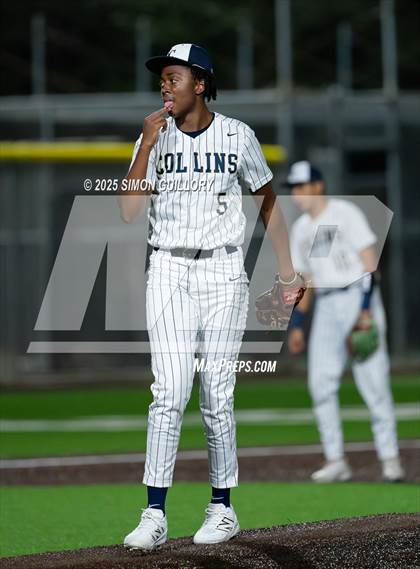 Thumbnail 1 in Tomball vs. Klein Collins photogallery.