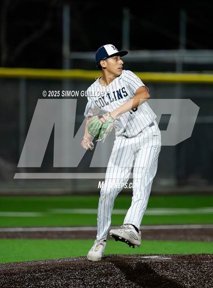 Thumbnail 3 in Tomball vs. Klein Collins photogallery.