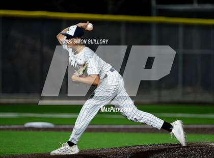 Thumbnail 3 in Tomball vs. Klein Collins photogallery.