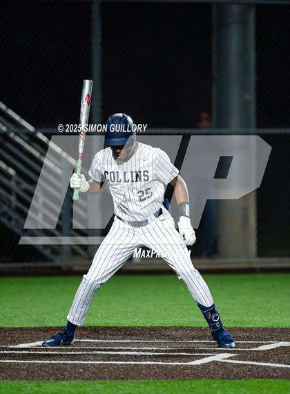 Thumbnail 3 in Tomball vs. Klein Collins photogallery.