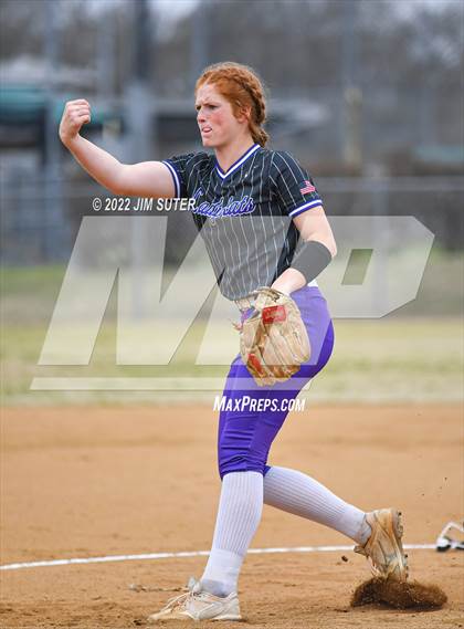 Thumbnail 3 in Milano vs Willis (Brenham Tournament) photogallery.