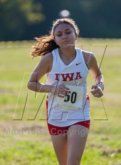 Thumbnail 3 in Lutheran South Invitational photogallery.