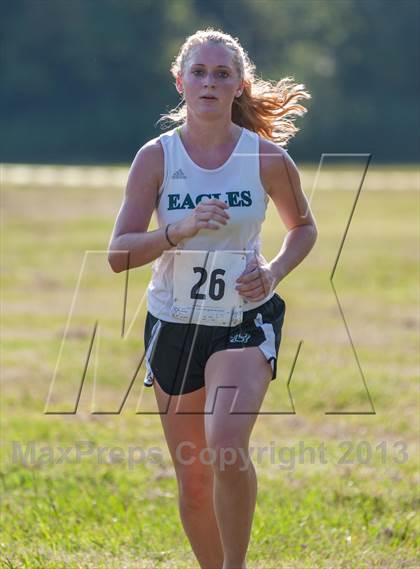 Thumbnail 2 in Lutheran South Invitational photogallery.