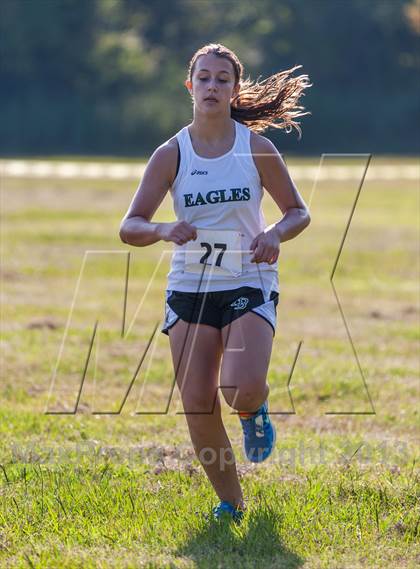 Thumbnail 2 in Lutheran South Invitational photogallery.