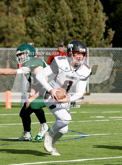 Thumbnail 1 in Conifer vs. Fort Morgan (CHSAA Class 3A Round 1 Playoff) photogallery.