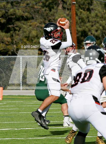 Thumbnail 1 in Conifer vs. Fort Morgan (CHSAA Class 3A Round 1 Playoff) photogallery.