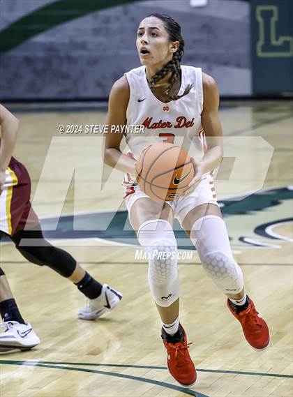 Thumbnail 1 in Mater Dei vs Christ the King (Nike TOC) photogallery.