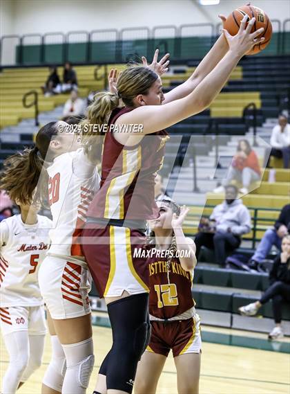 Thumbnail 1 in Mater Dei vs Christ the King (Nike TOC) photogallery.