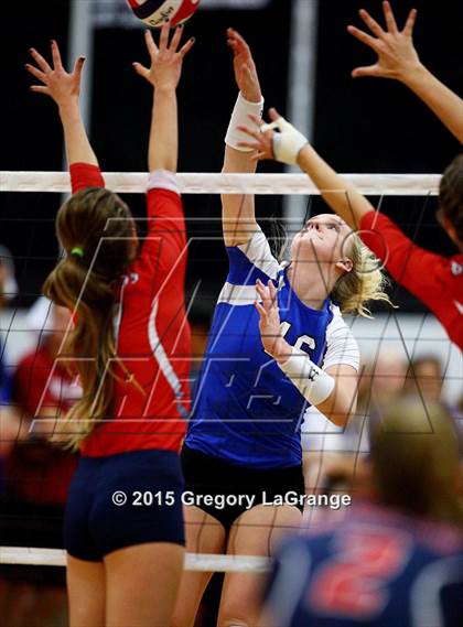 Thumbnail 3 in Boyd vs. Midlothian photogallery.