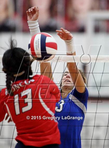 Thumbnail 1 in Boyd vs. Midlothian photogallery.