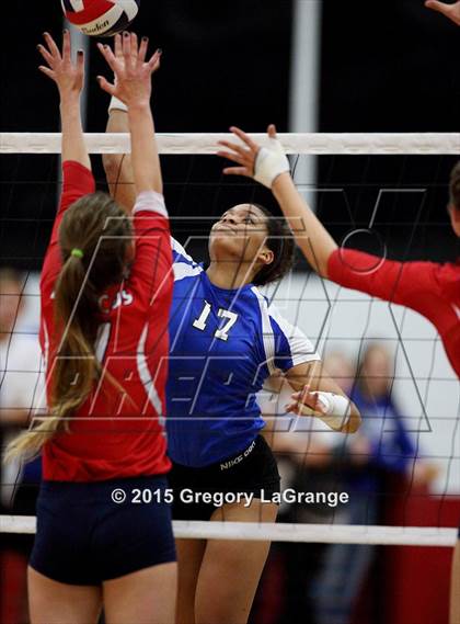 Thumbnail 3 in Boyd vs. Midlothian photogallery.