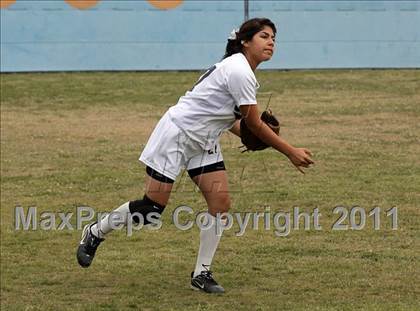 Thumbnail 2 in Birmingham vs. Montclair Prep (Valley Classic) photogallery.