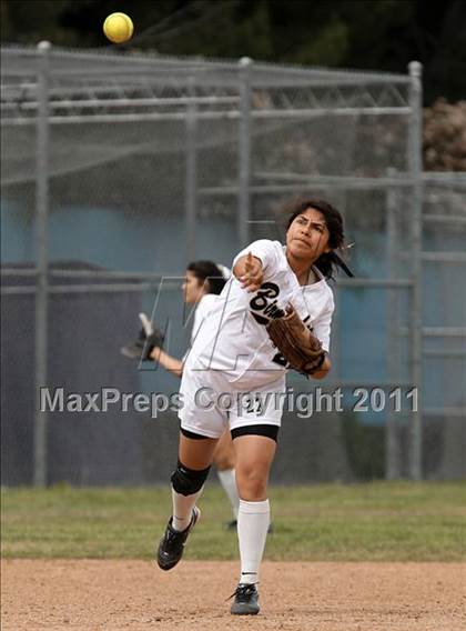 Thumbnail 1 in Birmingham vs. Montclair Prep (Valley Classic) photogallery.
