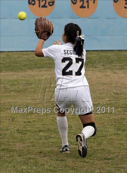 Thumbnail 1 in Birmingham vs. Montclair Prep (Valley Classic) photogallery.