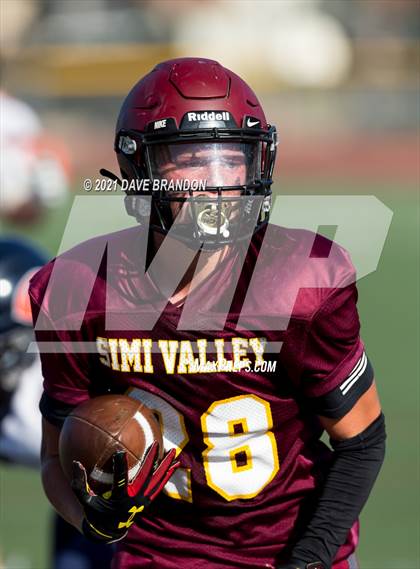 Thumbnail 3 in Chaminade vs Simi Valley 9/2/2021 photogallery.