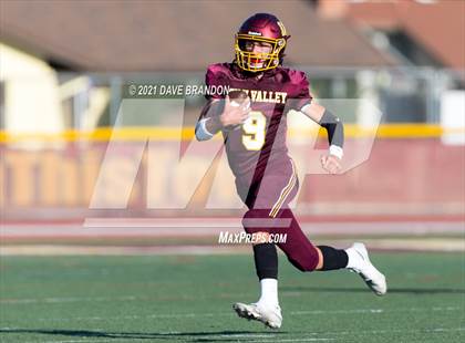 Thumbnail 1 in Chaminade vs Simi Valley 9/2/2021 photogallery.
