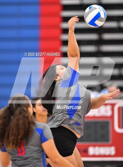 Thumbnail 3 in Overton @ McGavock photogallery.