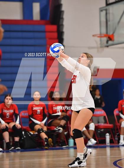 Thumbnail 1 in Overton @ McGavock photogallery.