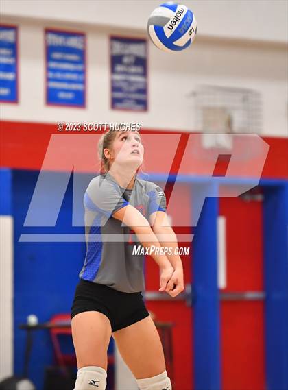 Thumbnail 1 in Overton @ McGavock photogallery.