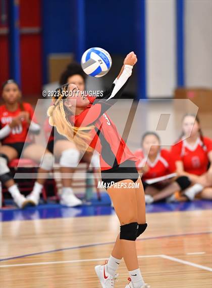 Thumbnail 3 in Overton @ McGavock photogallery.