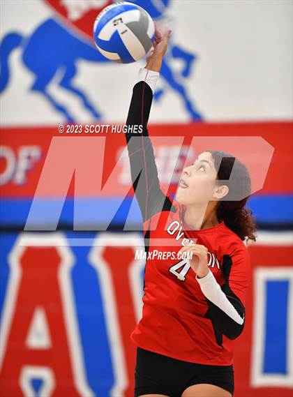 Thumbnail 2 in Overton @ McGavock photogallery.