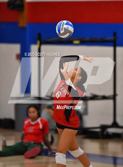 Thumbnail 1 in Overton @ McGavock photogallery.