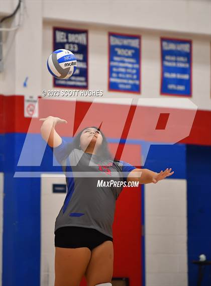 Thumbnail 3 in Overton @ McGavock photogallery.