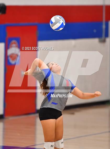 Thumbnail 1 in Overton @ McGavock photogallery.