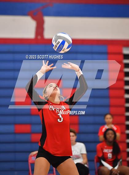 Thumbnail 2 in Overton @ McGavock photogallery.