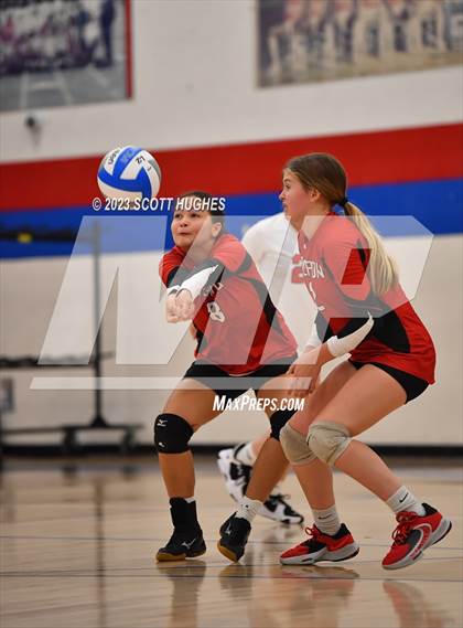Thumbnail 1 in Overton @ McGavock photogallery.
