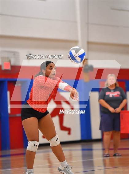 Thumbnail 3 in Overton @ McGavock photogallery.