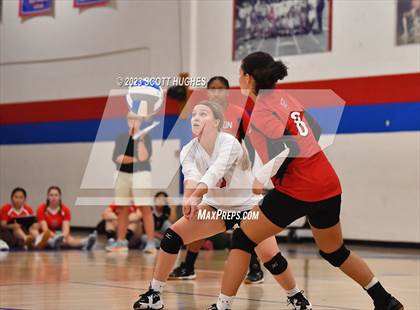 Thumbnail 1 in Overton @ McGavock photogallery.