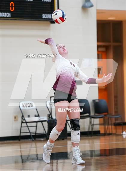 Thumbnail 3 in Seymour vs. Assumption photogallery.