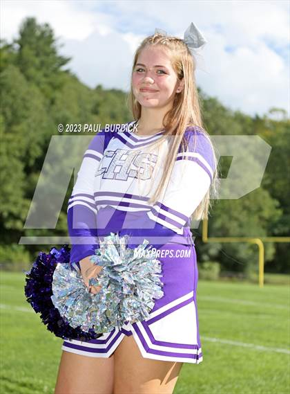 Thumbnail 1 in Coudersport Football Cheerleaders photogallery.