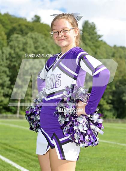 Thumbnail 1 in Coudersport Football Cheerleaders photogallery.