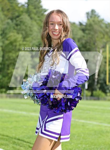 Thumbnail 2 in Coudersport Football Cheerleaders photogallery.